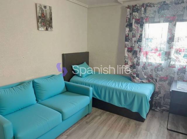 Piso en Venta en Avenida del Doctor Jiménez Díaz en Barrio de San Blas