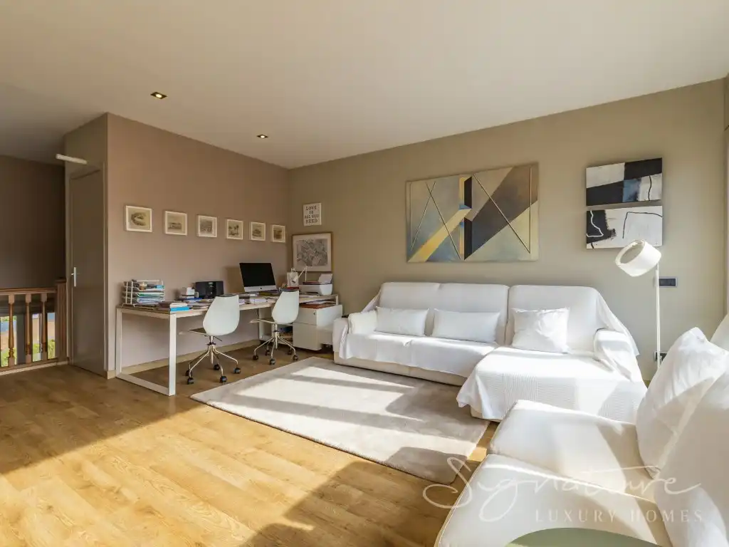 Sala de estar de Casa o chalet en venta en Sant Cugat del Vallès con Calefacción, Jardín privado y Terraza