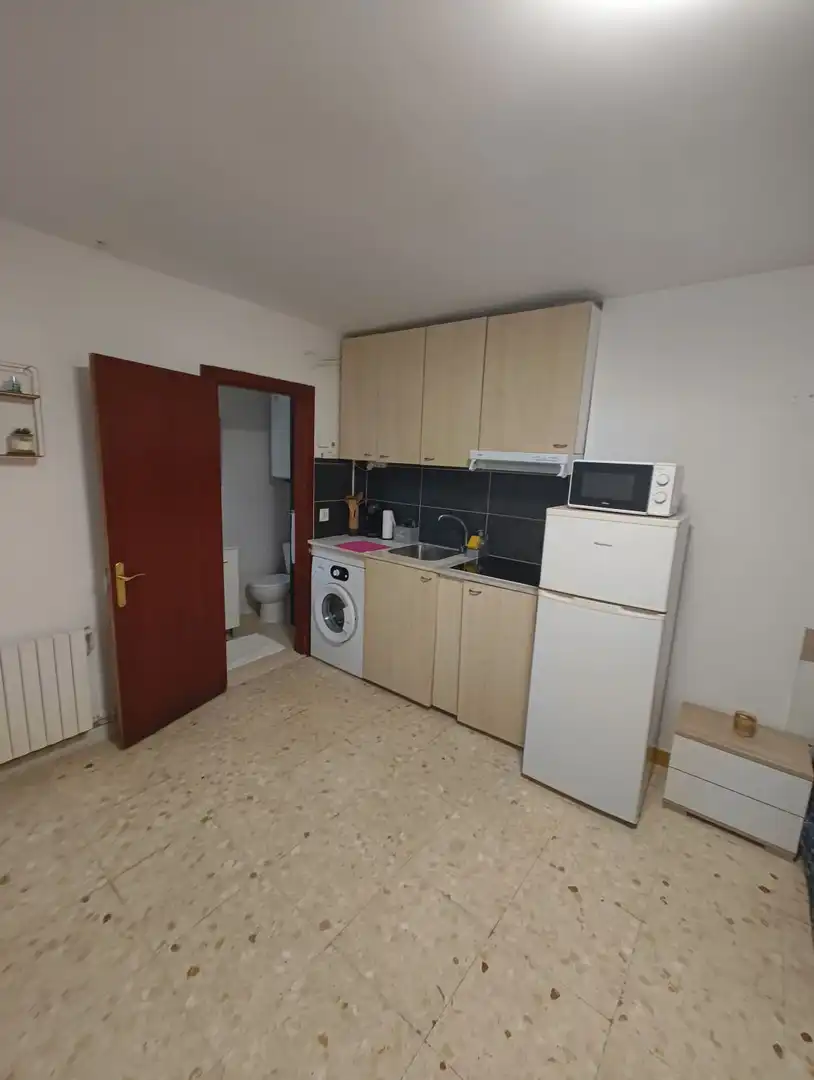 Küche von Gebäude zum Verkauf in Marín