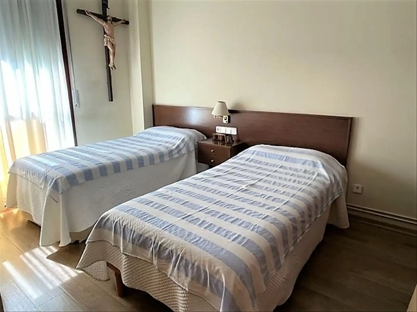 Dormitori de Casa o xalet en venda en Sant Boi de Llobregat amb Aire condicionat, Parquet i Terrassa