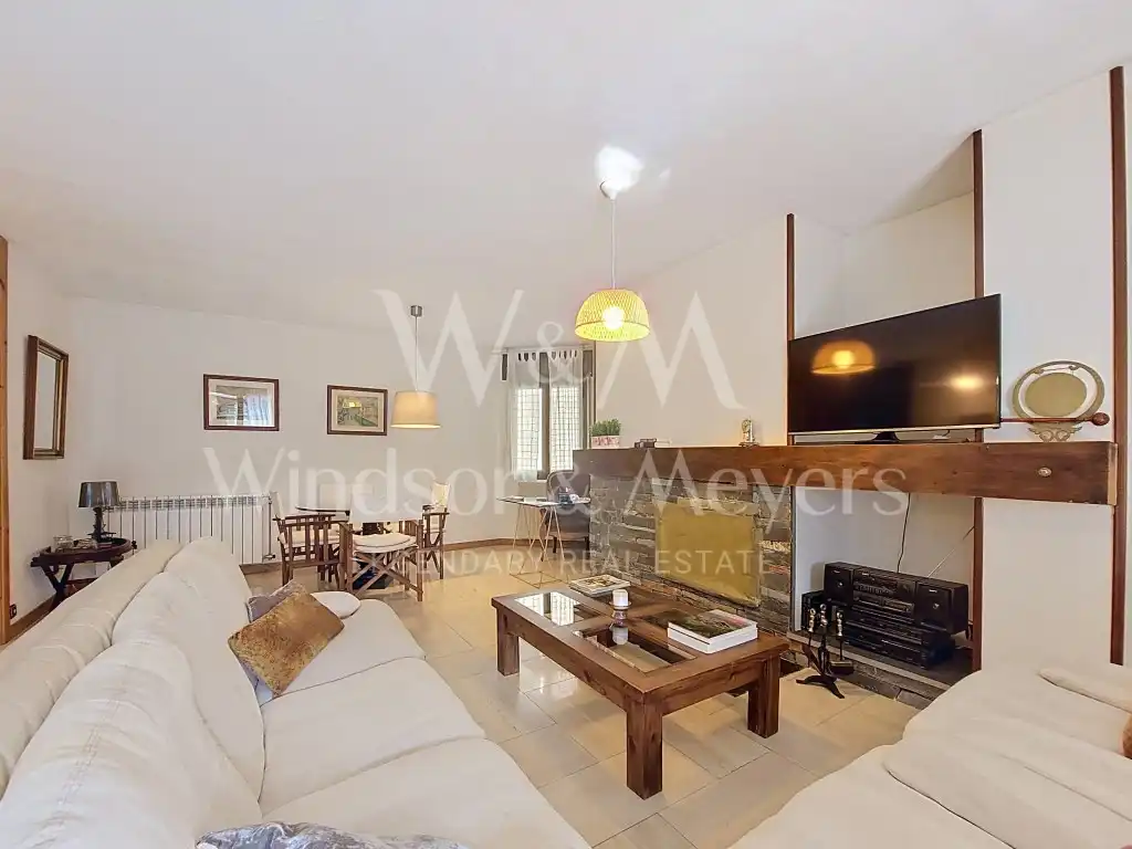 Wohnzimmer von Maisonette zum Verkauf in La Massana mit Heizung, Ofen und Mikrowelle