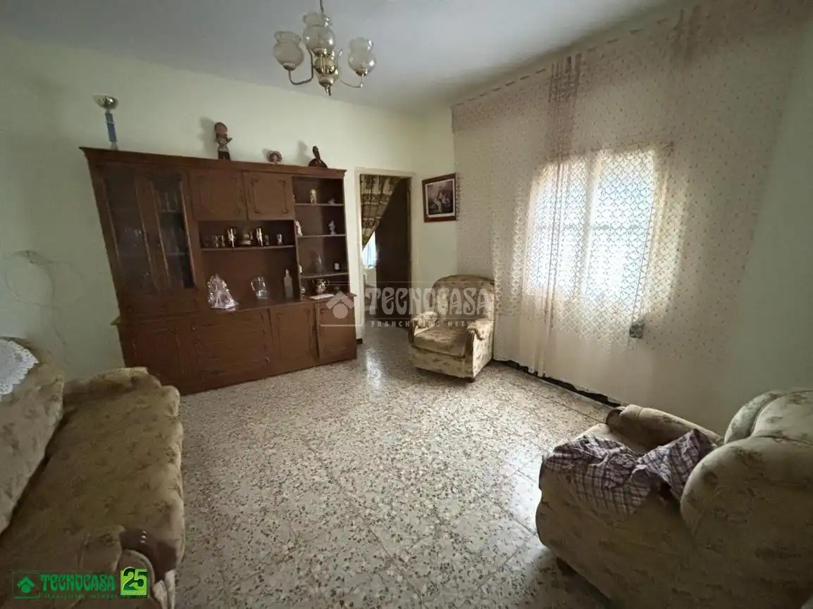 Sala de estar de Casa adosada en venta en Almagro