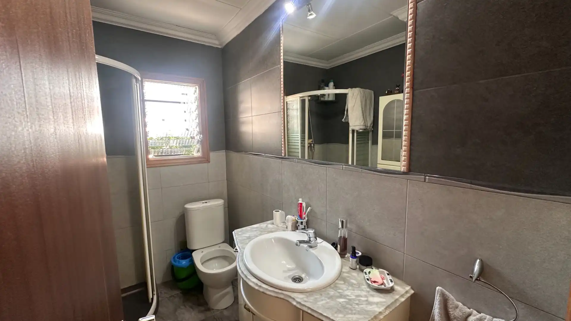 Baño de Piso en venta en Sant Joan Les Fonts con Balcón
