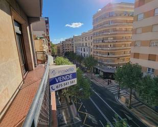 Vista exterior de Pis en venda en Salamanca Capital amb Terrassa