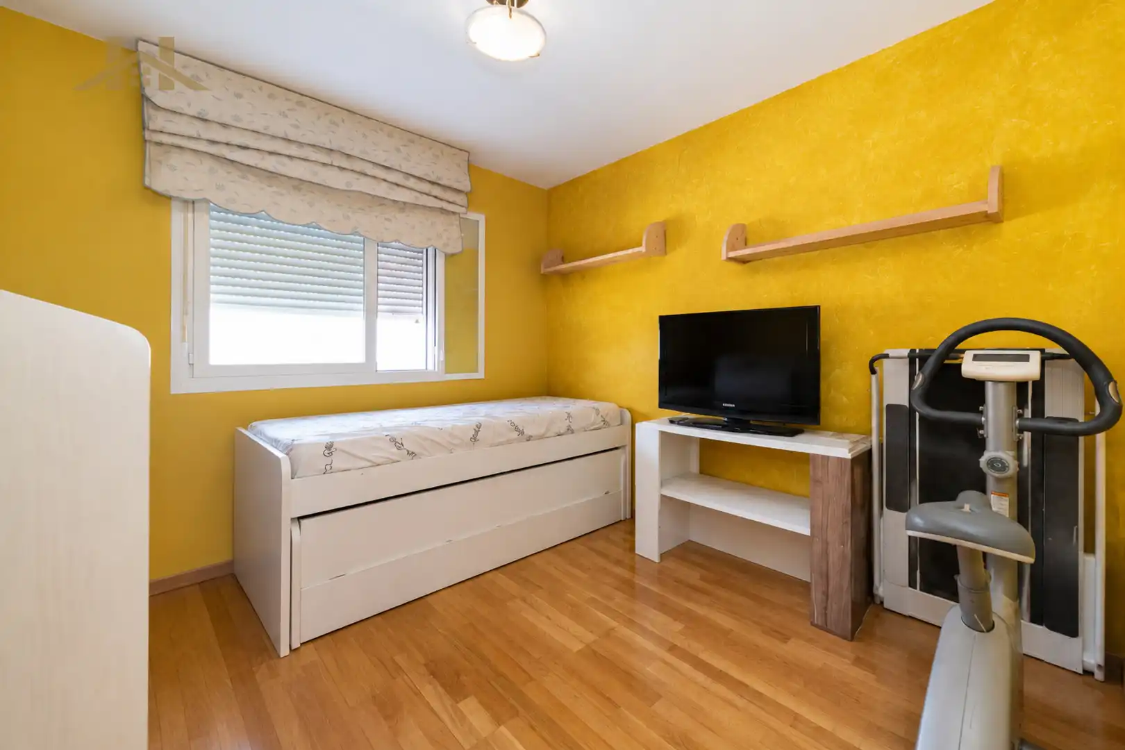 Bedroom of Flat for sale in Valdemoro  with Air Conditioner, Heating and Storage room