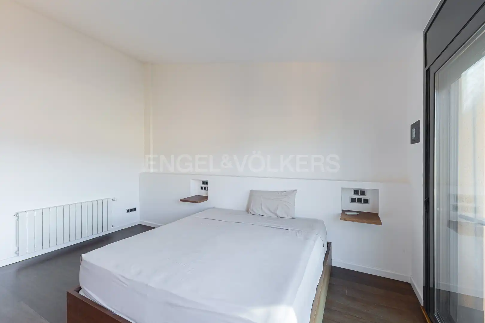 Bedroom of Houses for rent in Barcelona  with Air Conditioner, Heating and Private garden
