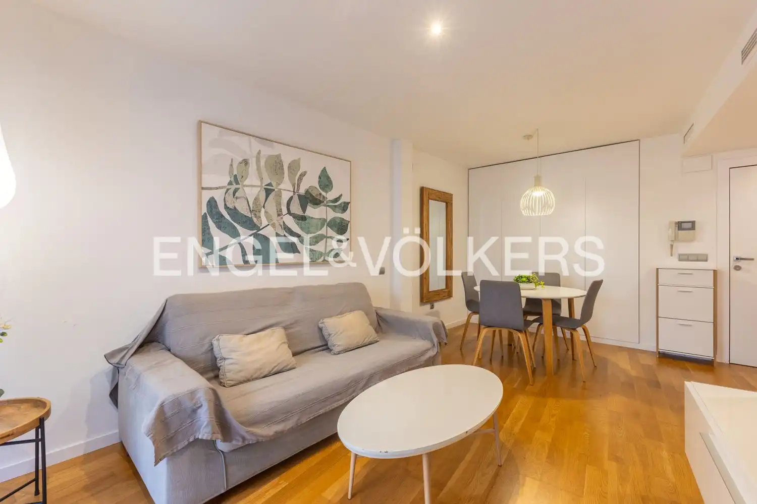Living room of Flat for rent in Valencia  with Air Conditioner, Heating and Parquet flooring