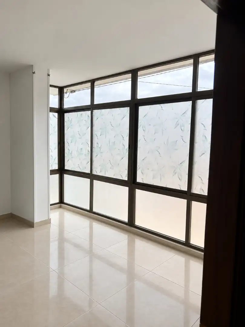Casa aparellada amb jardí en venda a N/A, imagen 13