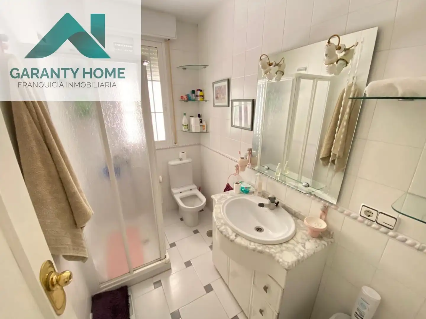 Baño de Casa o chalet en venta en Valdepeñas de Jaén con Aire acondicionado, Calefacción y Jardín privado