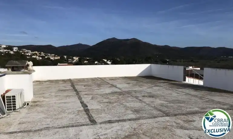 Terrassa de Casa o xalet en venda en Roses amb Aire condicionat, Calefacció i Jardí privat