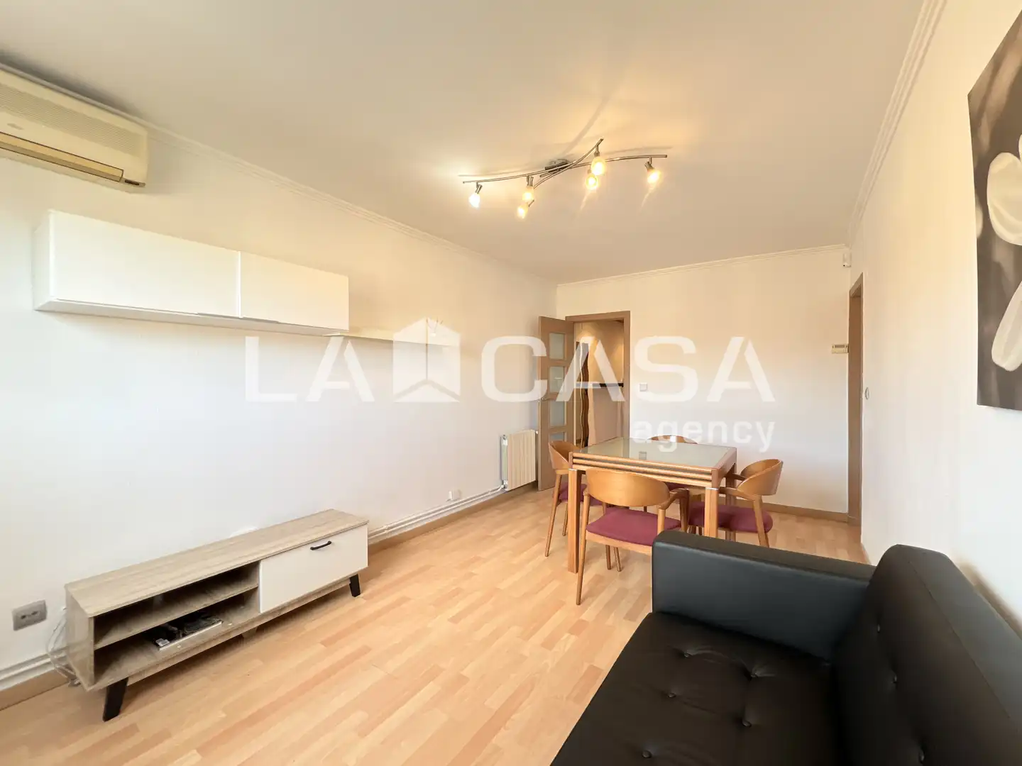 Piso en venta en Badalona con Calefacción y Balcón