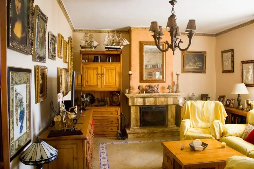 Sala de estar de Finca rústica en venta en Moriles con Aire acondicionado, Terraza y Trastero