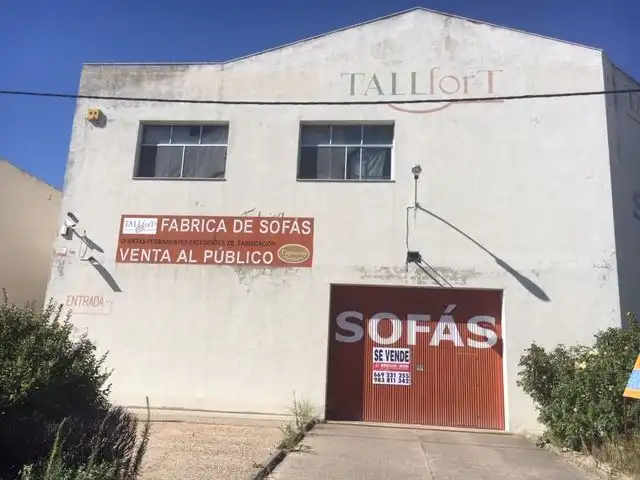 Nau industrial en venda a Medina del Campo