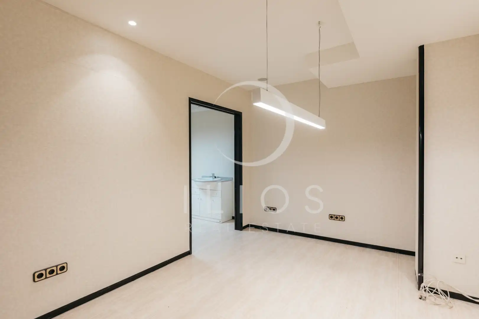 Oficina en venta en Valencia con Aire acondicionado y Balcón