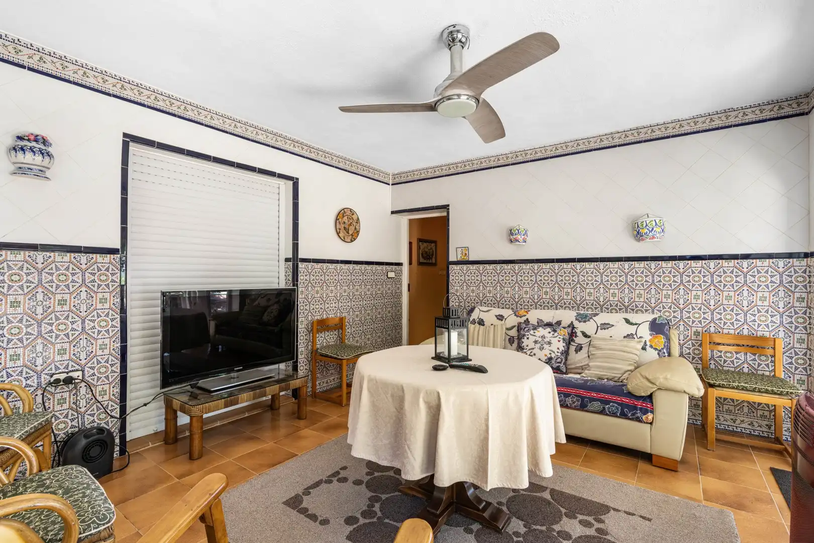 Sala d'estar de Casa o xalet en venda en Elche / Elx amb Aire condicionat, Jardí privat i Terrassa
