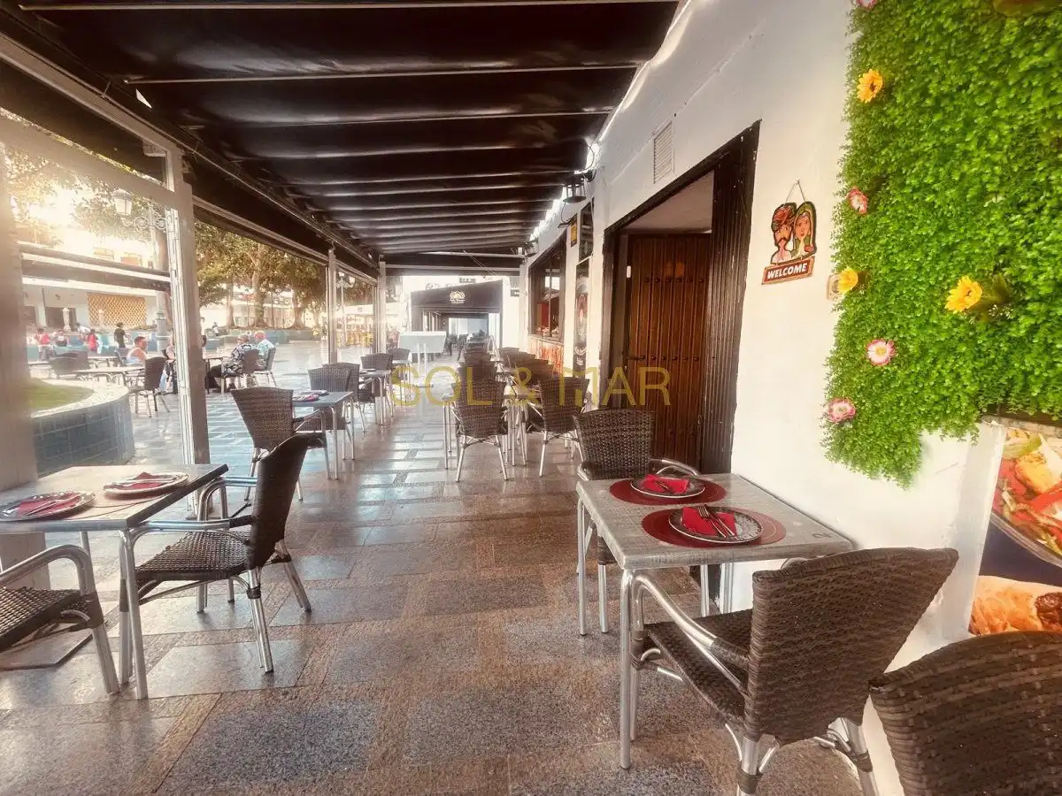 Business premises for transfer in Centro, imagen 3
