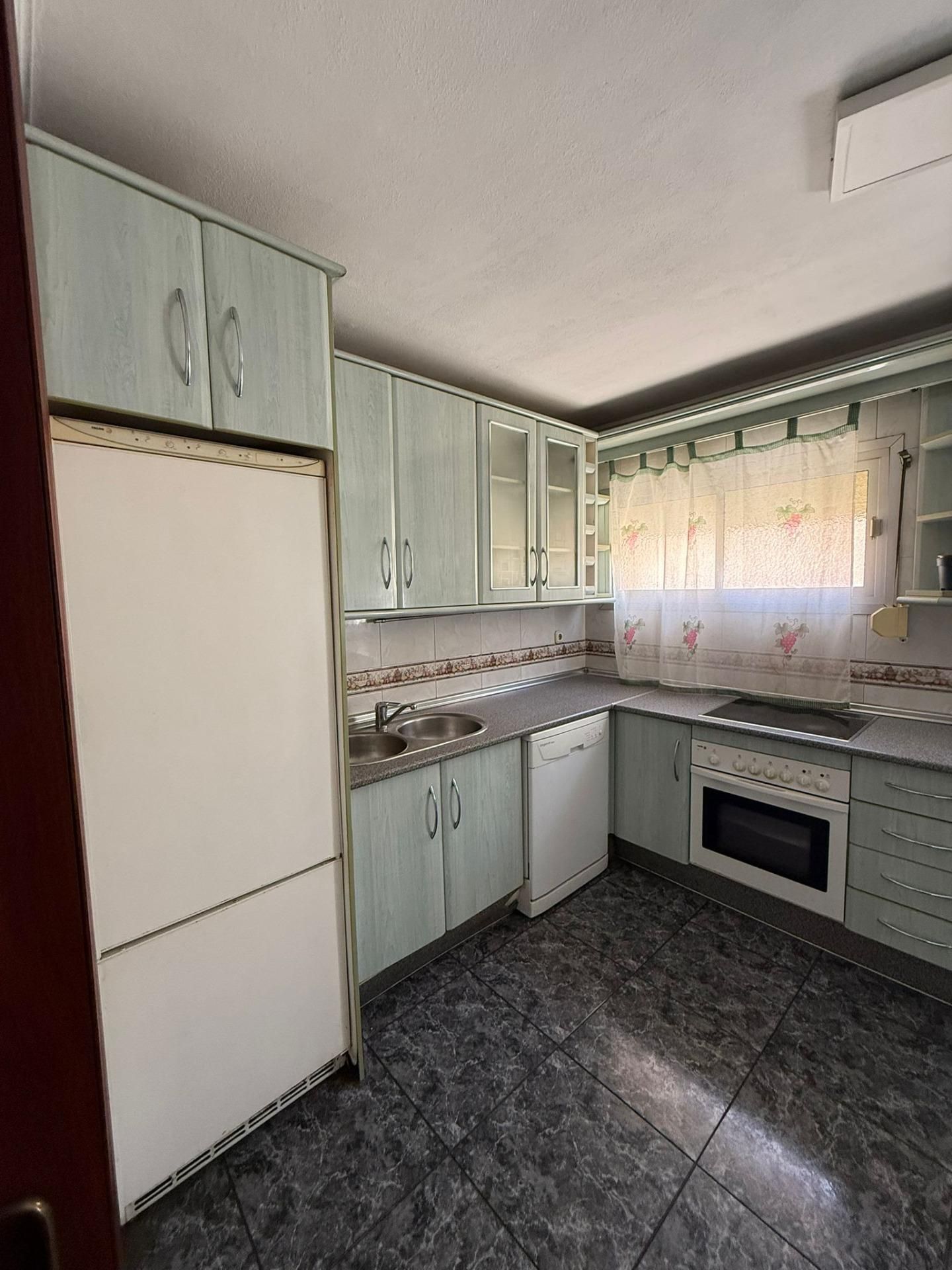 Kitchen of Flat for sale in Algeciras