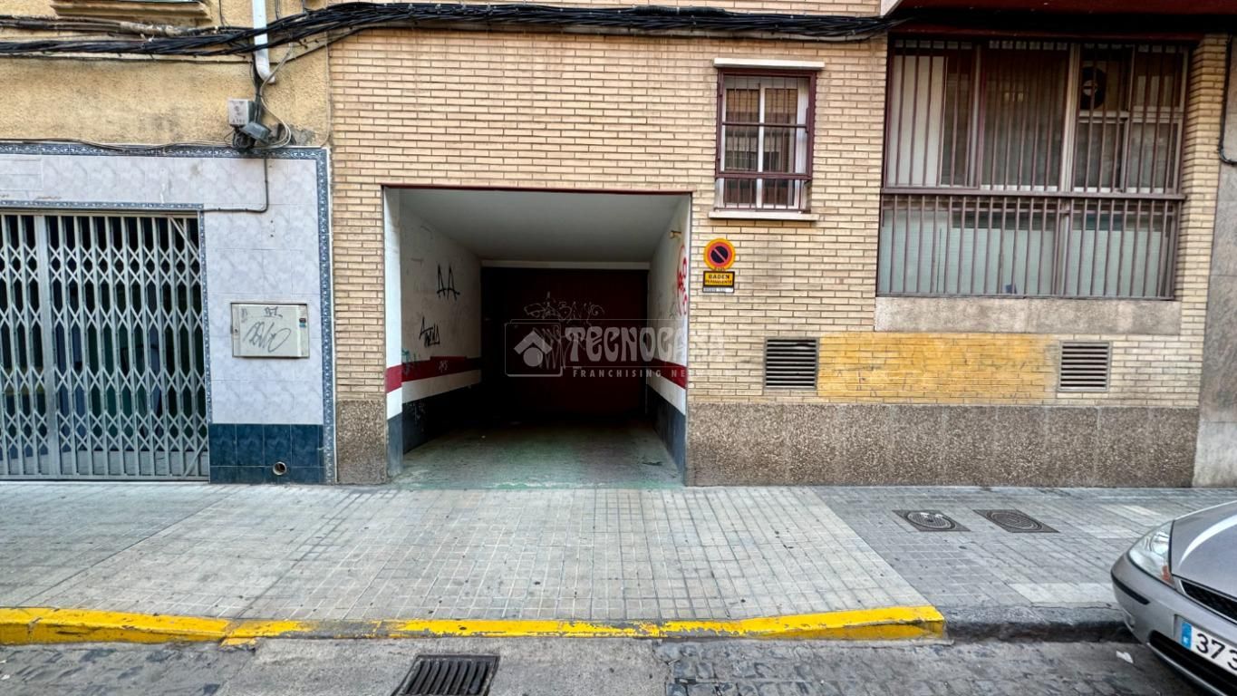 Aparcament de Garatge en venda en  Zaragoza Capital