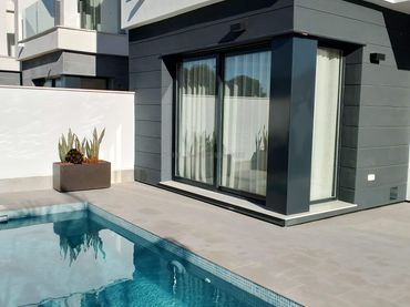 Villa con piscina in vendita a Santiago de la Ribera