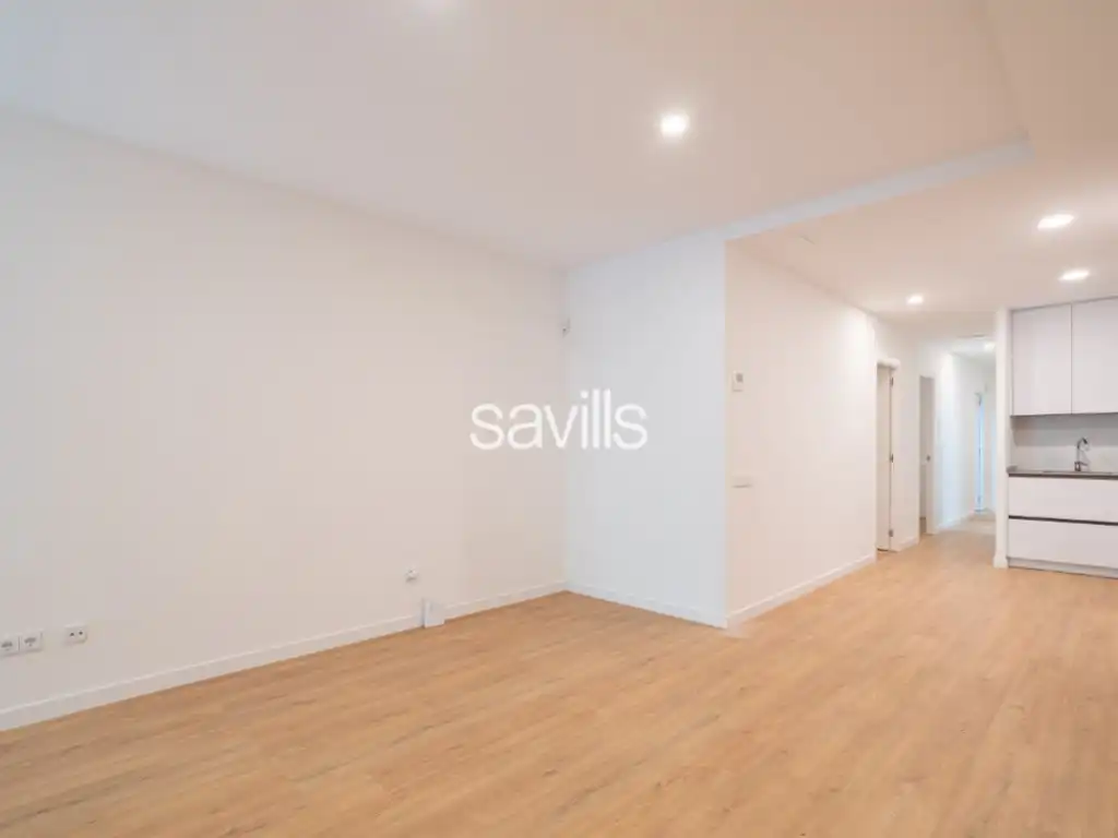 Bedroom of Apartments for sale in  Barcelona Capital  with Air Conditioner and Balcony