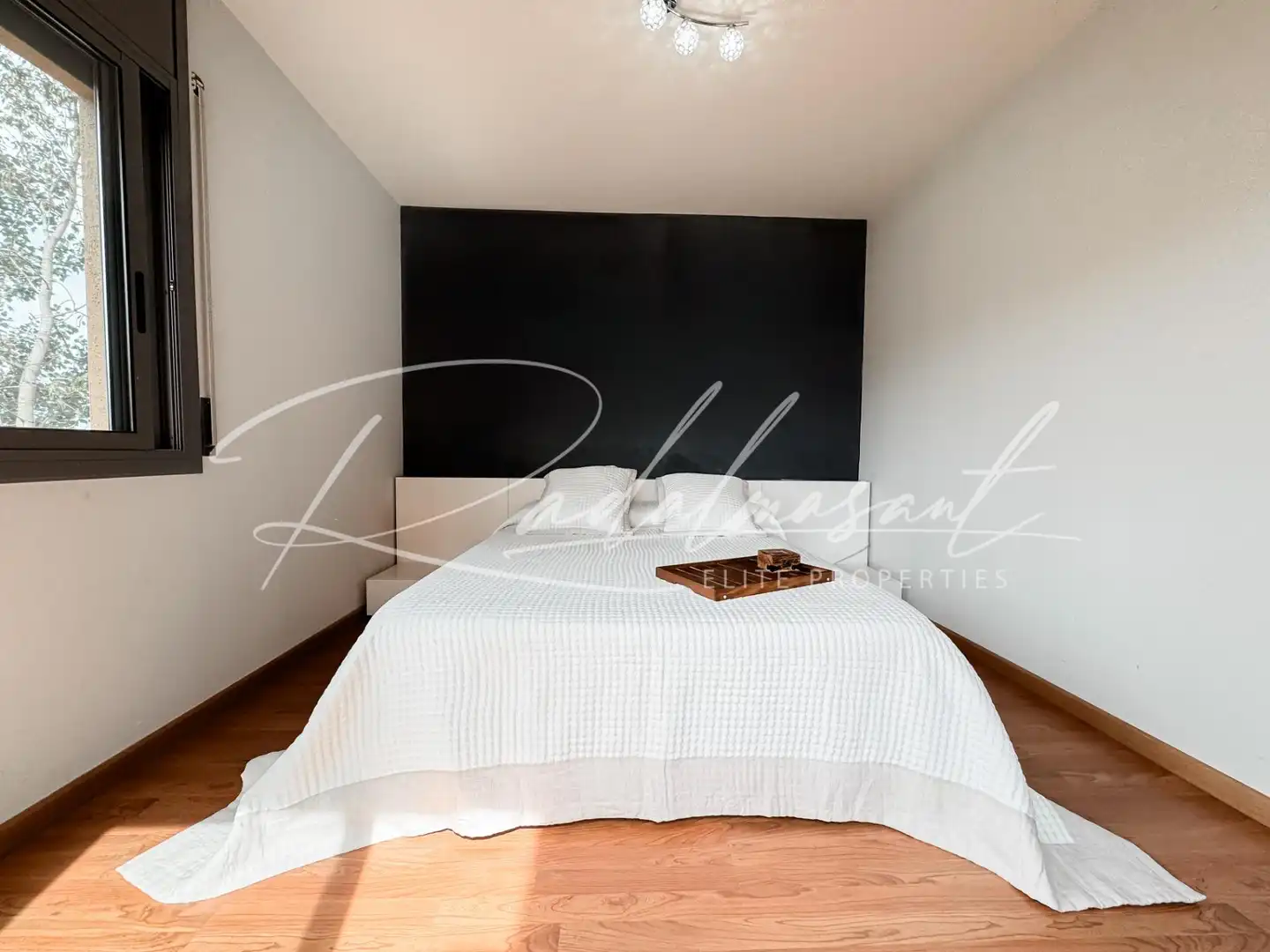 Schlafzimmer von Einfamilien-Reihenhaus zum Verkauf in Perafort mit Klimaanlage, Privatgarten und Parkett