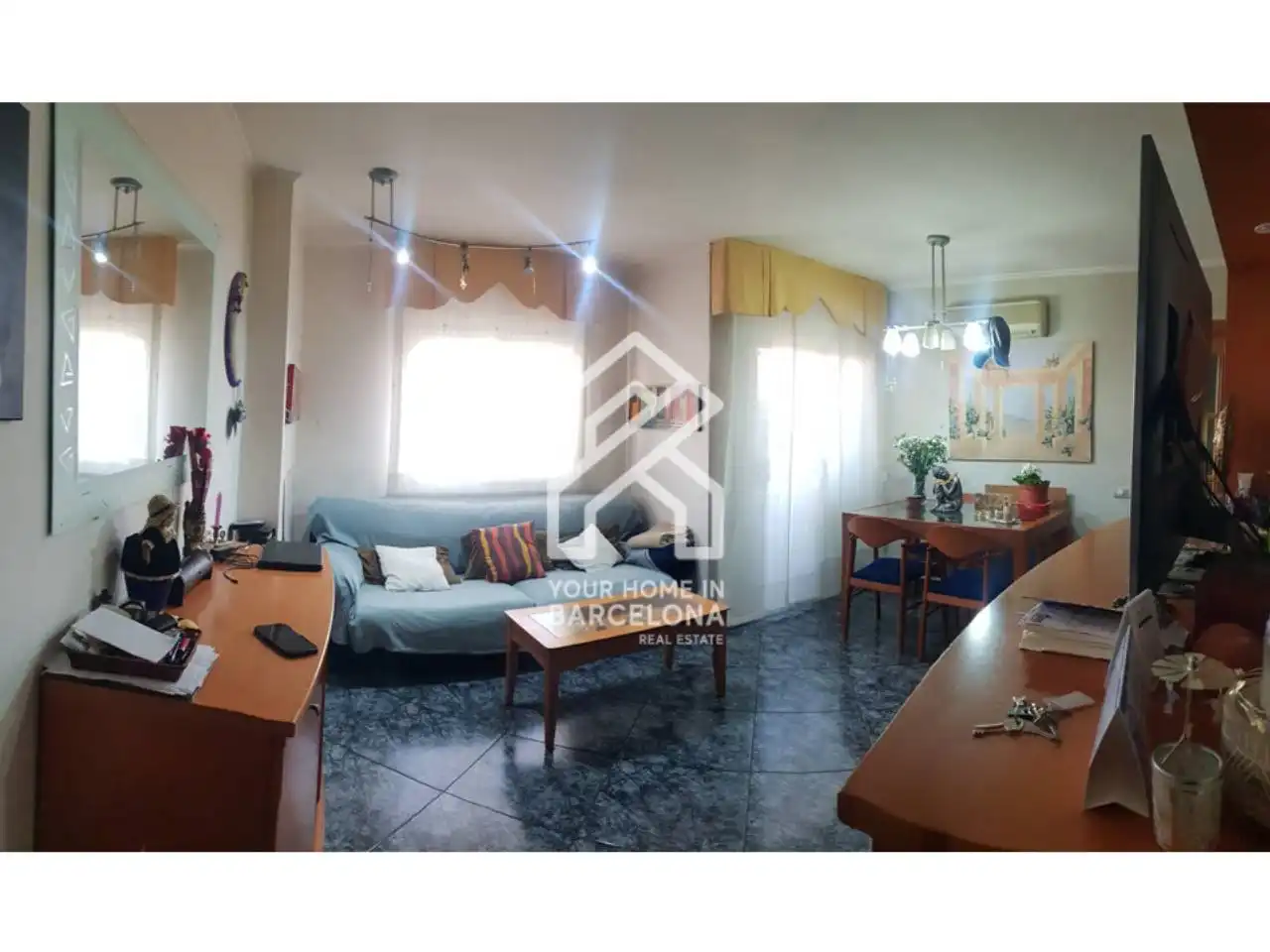 Sala d'estar de Pis en venda en Santa Coloma de Gramenet amb Aire condicionat, Calefacció i Balcó