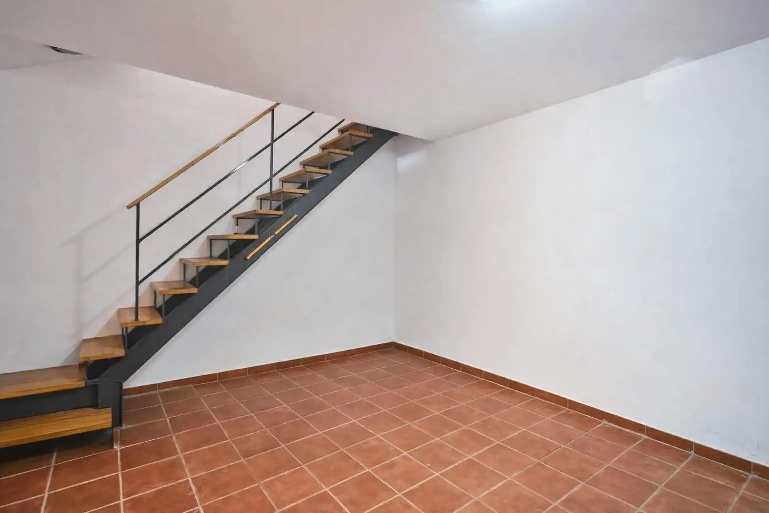 Casa adosada en venta en Sant Feliu de Llobregat con Terraza