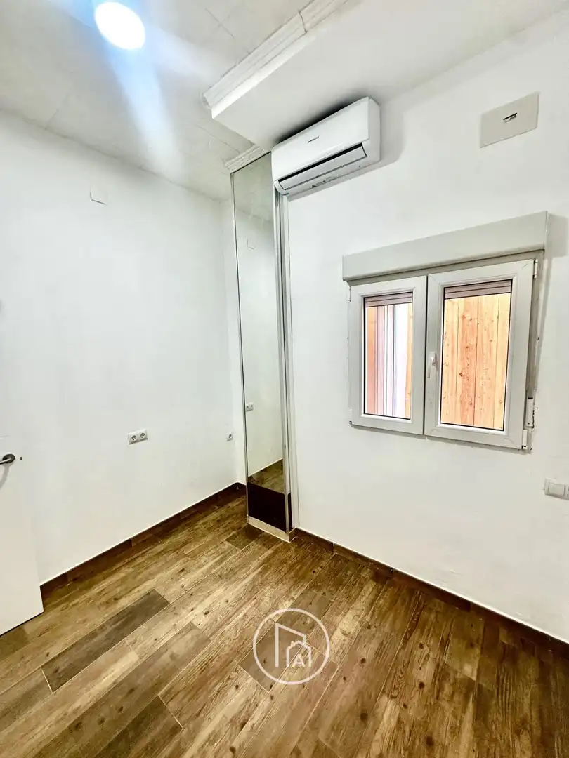 Dormitori de Planta baixa en venda en Valencia amb Aire condicionat, Calefacció i Terrassa