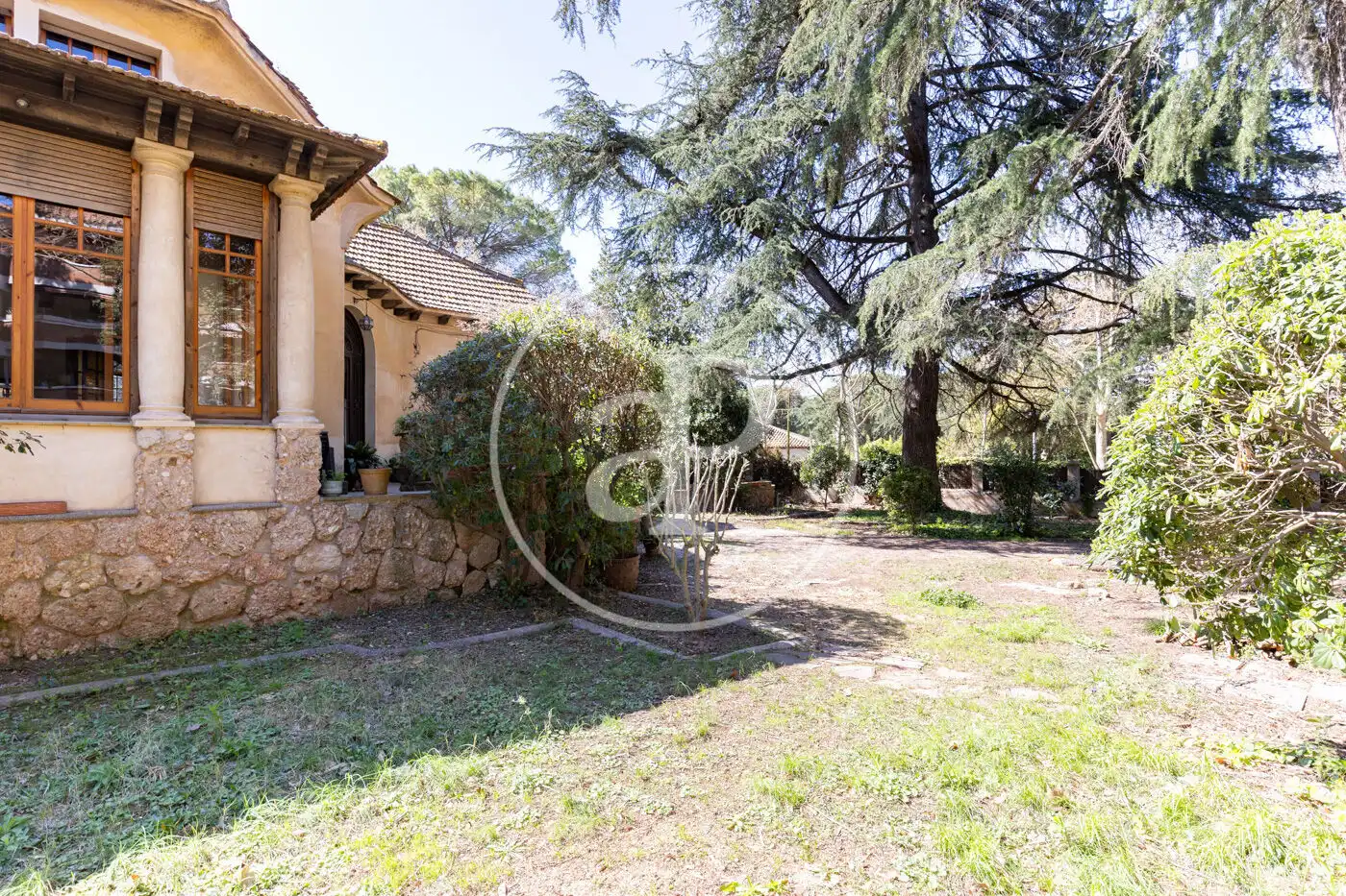 Houses for sale in Carrer d'Àngel Guimerà, L'Eixample