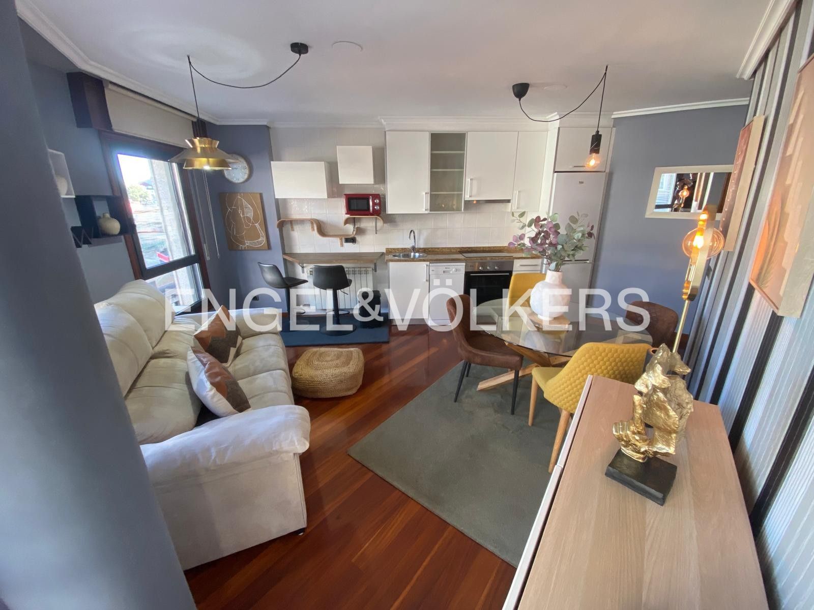 Sala de estar de Apartamento de alquiler en Vigo  con Calefacción