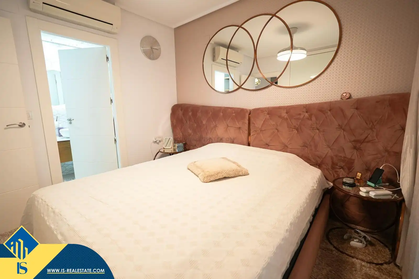 Habitación de Casa o chalet en venta en Torrevieja con Aire acondicionado, Jardín privado y Terraza