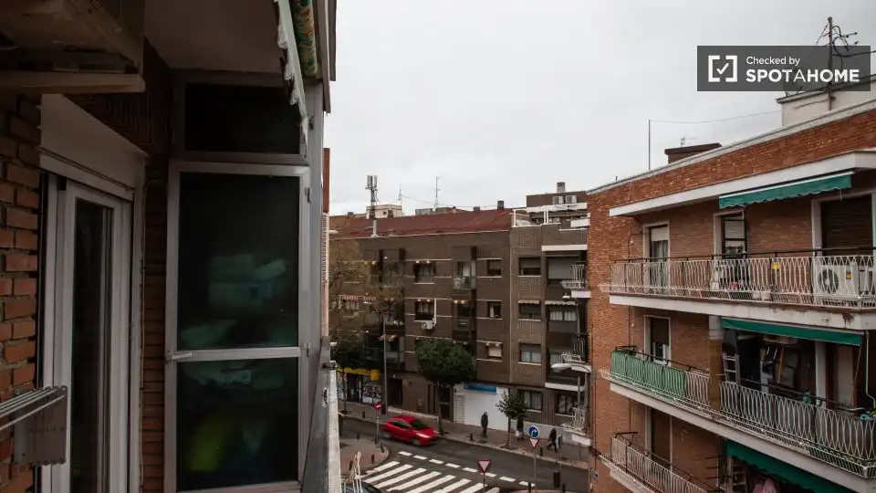 Habitació a Madrid, Madrid