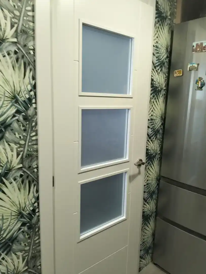 Baño de Piso para compartir en Navalcarnero con Parquet, Amueblado y Horno