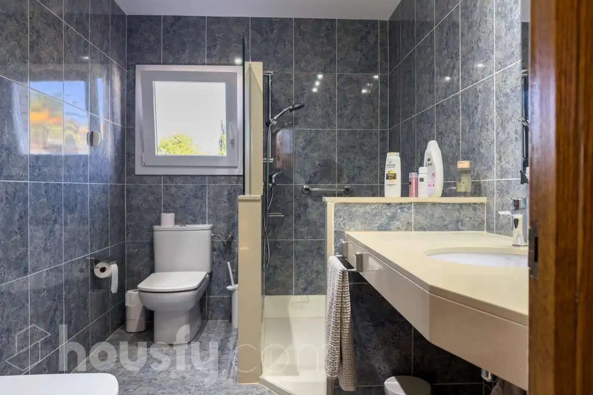 House with pool for sale in Ronda Peius Pascual Carbó ., imagen 19