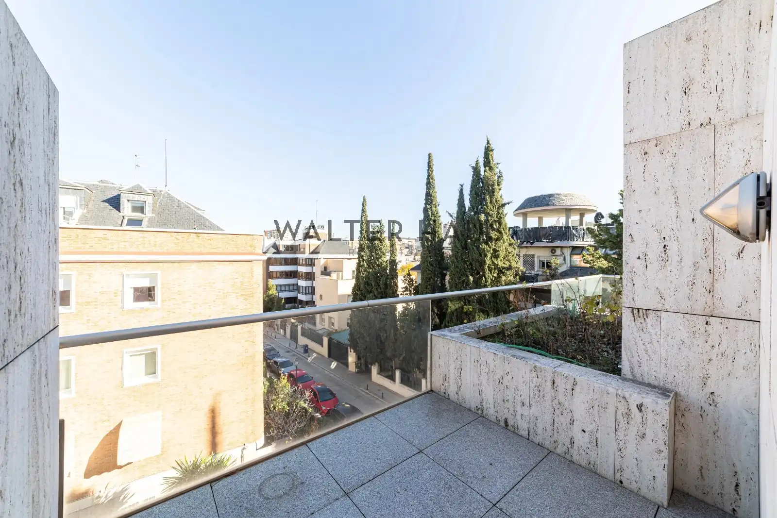 Terraza de Piso en venta en Madrid con Aire acondicionado, Calefacción y Jardín privado