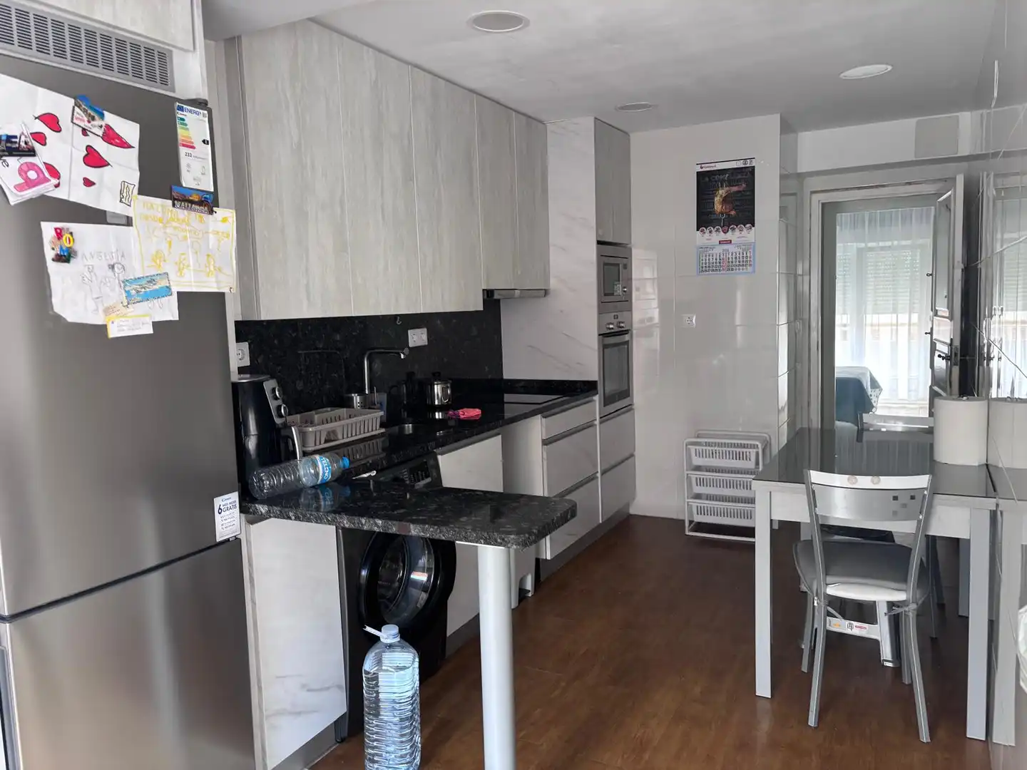 Cocina de Piso en venta en Calahorra con Calefacción, Terraza y Amueblado