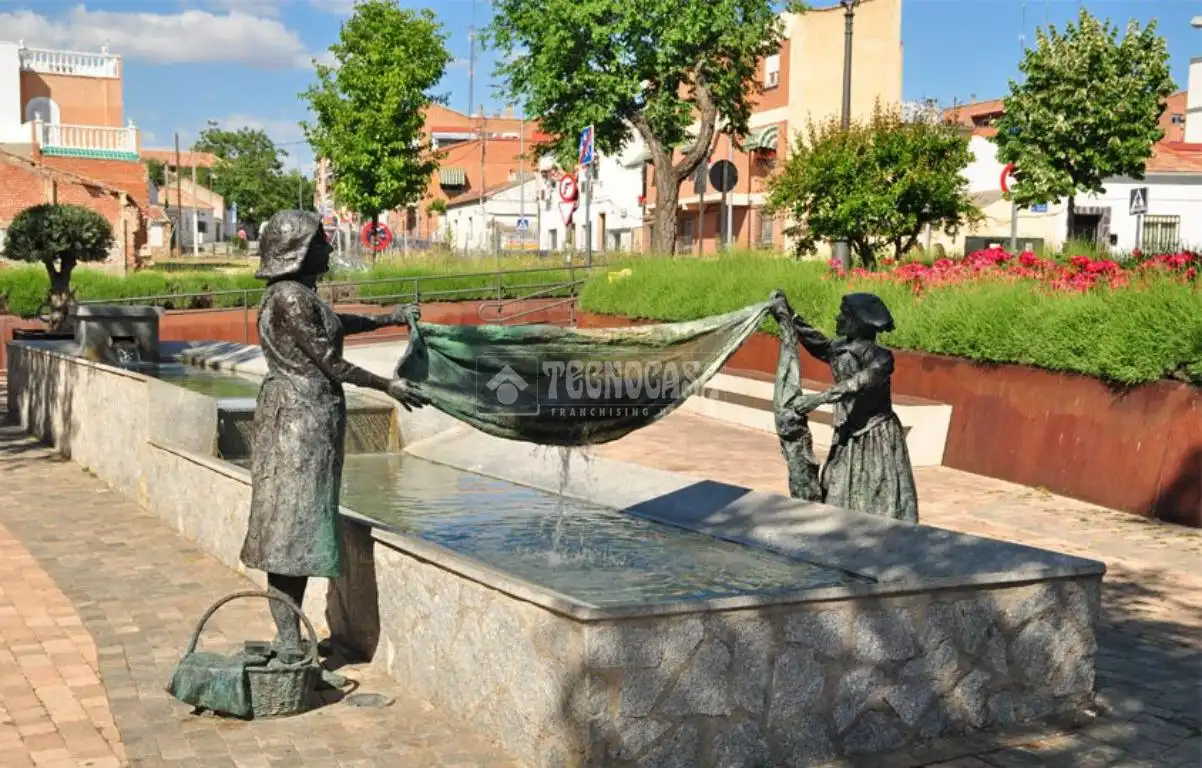 Vista exterior de Casa o xalet en venda en Móstoles