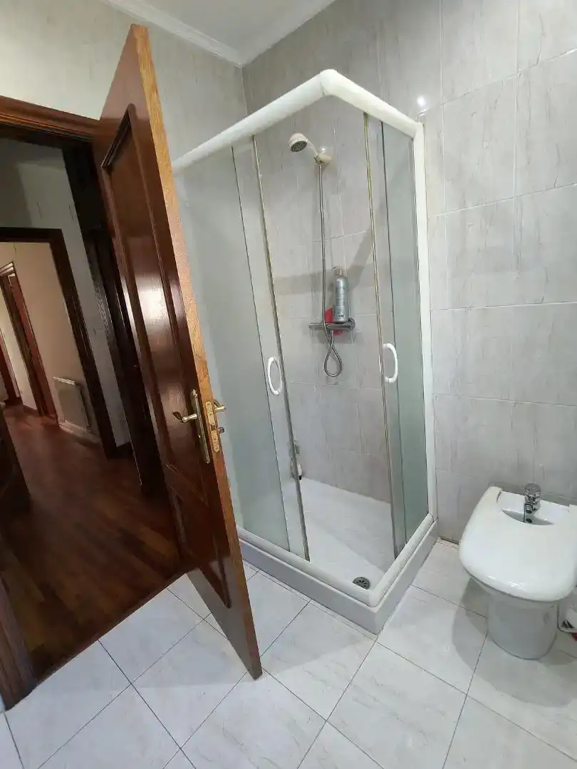 Baño de Casa o chalet en venta en Castro-Urdiales con Balcón