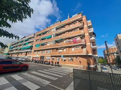 Vista exterior de Pis en venda en  Barcelona Capital amb Aire condicionat, Terrassa i Balcó