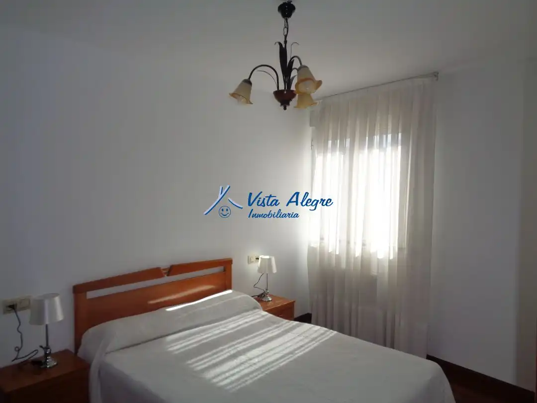 Apartamento de alquiler en Calle Julián Fernández Ollero, Haro