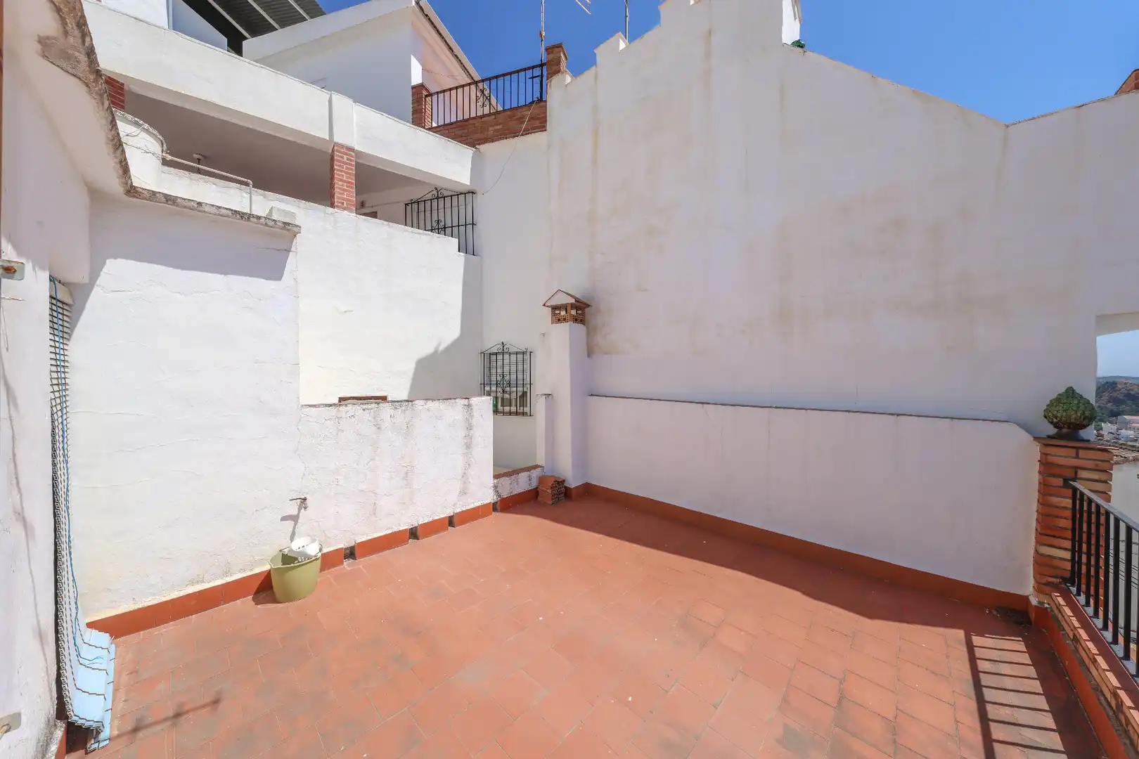 Terrassa de Casa o xalet en venda en Tolox