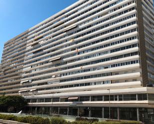 Vista exterior de Oficina en venda en Las Palmas de Gran Canaria amb Moblat i Alarma