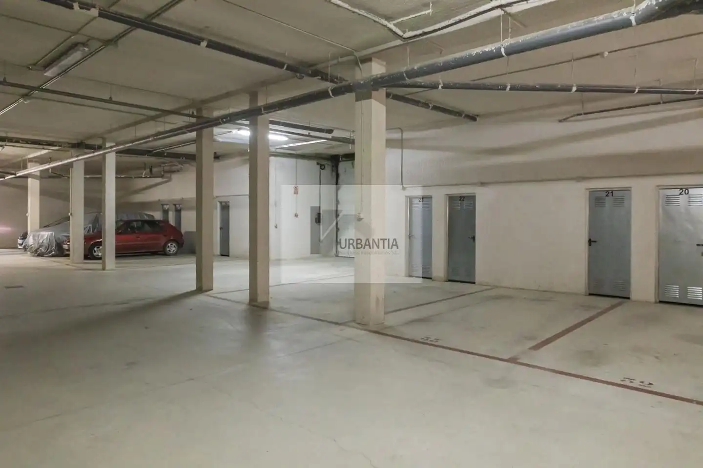 Parking of Flat for sale in Larraga  with Heating, Parquet flooring and Terrace
