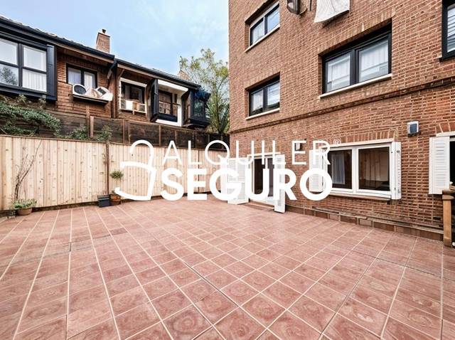 Piso en Alquiler en de Emilio Rubín en Colina