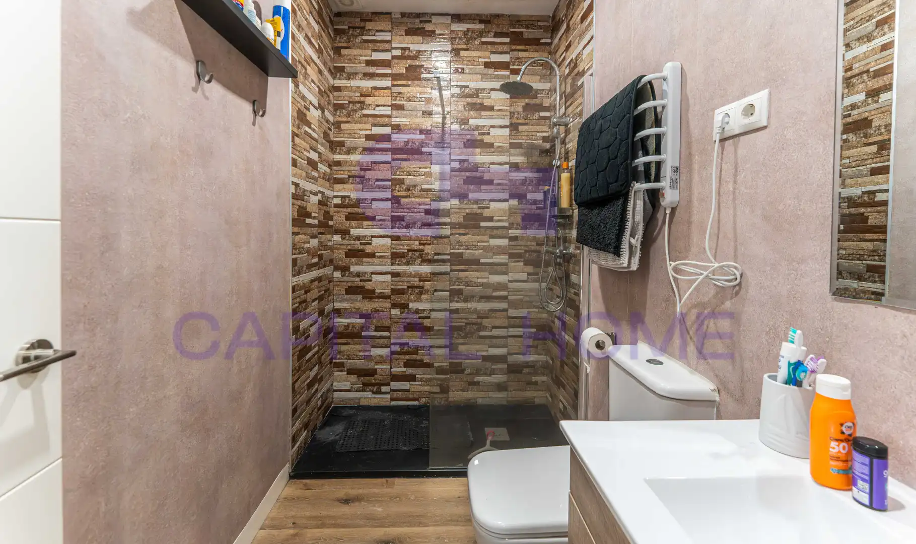 Bany de Planta baixa en venda en Móstoles amb Moblat, Forn i Rentadora