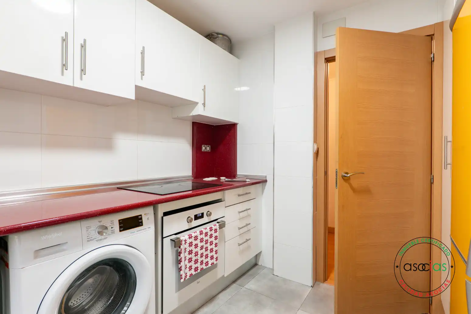 Cuina de Pis en venda en Gijón  amb Calefacció