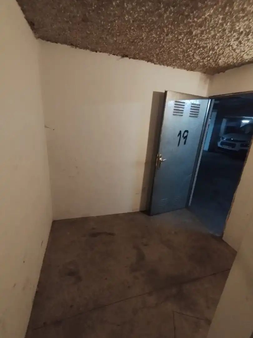 Storage room for sale in Arona
