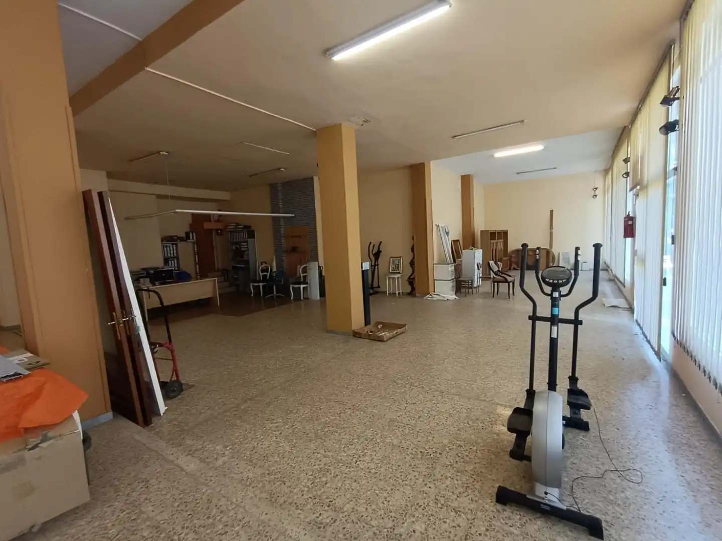 Locale commerciale in vendita a Puig i Ferrater, imagen 5
