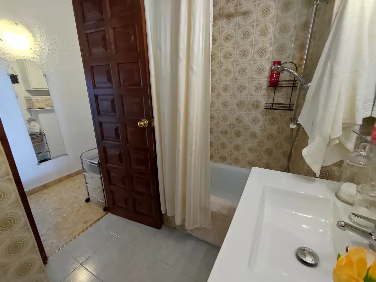 Baño de Estudio en venta en Torremolinos con Terraza, Amueblado y Lavadora