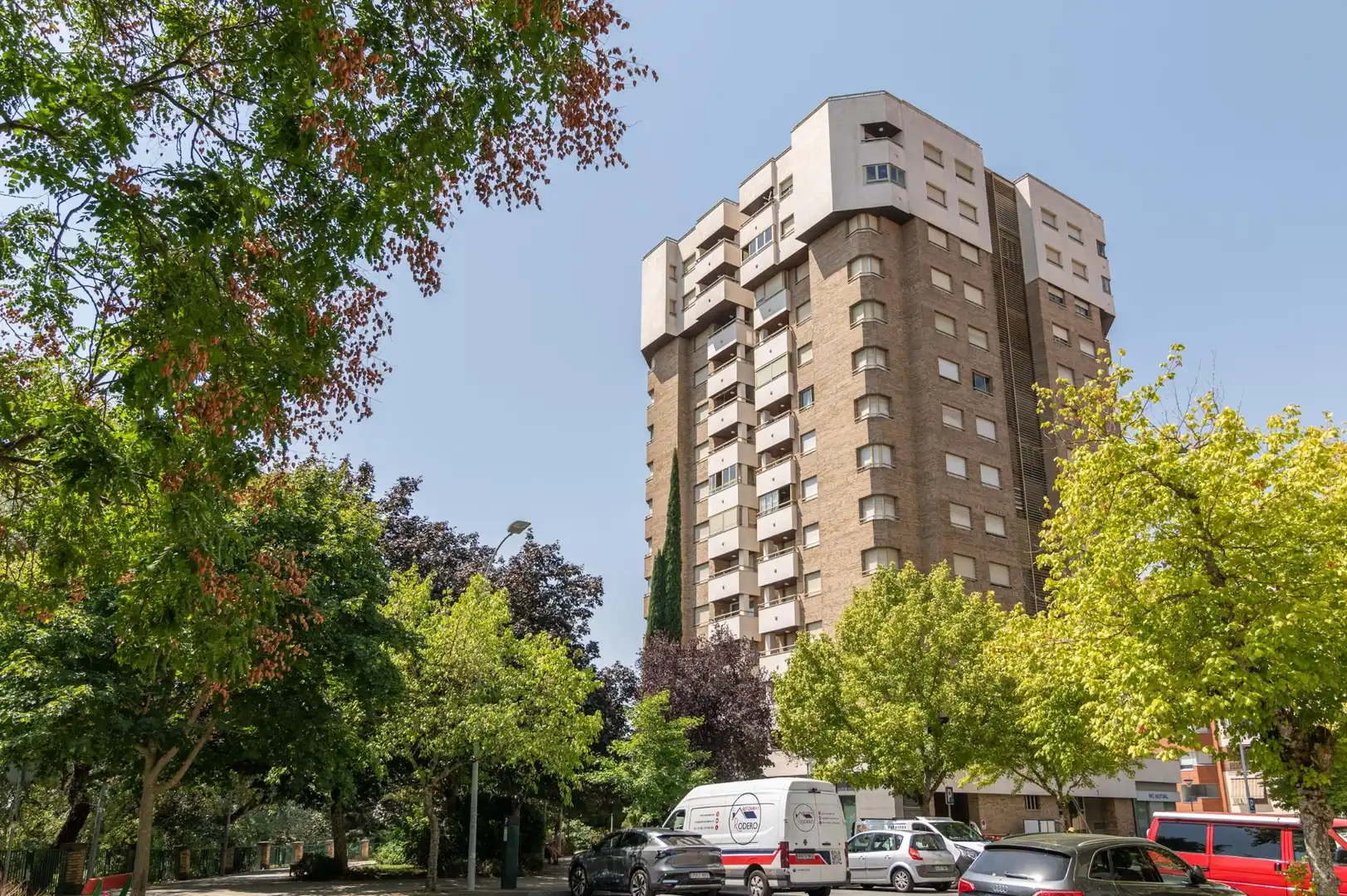 Vista exterior de Piso en venta en  Pamplona / Iruña con Calefacción, Parquet y Trastero